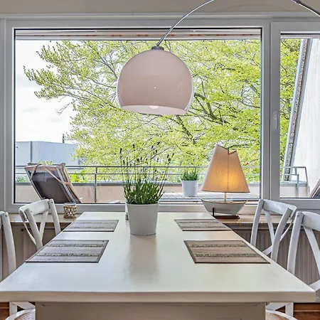 Apartment Fewo1846 - Eastside - Komfortables Im 2 Og Mit Balkon Und Tg-stellplatz