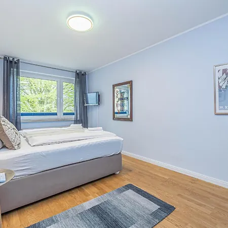 Apartamento Fewo1846 - Eastside - Komfortables Im 2 Og Mit Balkon Und Tg-stellplatz *