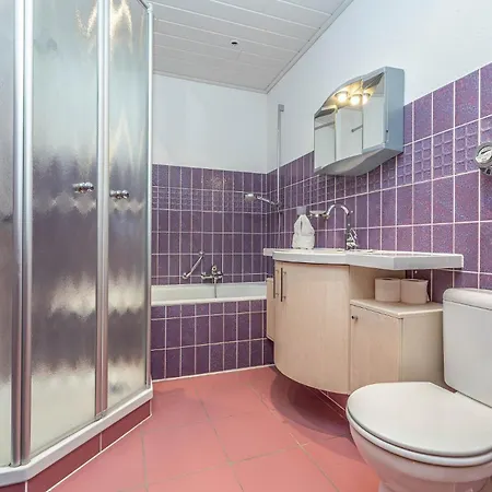 Apartment Fewo1846 - Eastside - Komfortables Im 2 Og Mit Balkon Und Tg-stellplatz